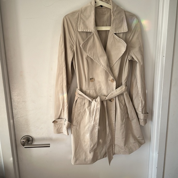 Theory Short CLASSIC TRENCH COAT - Picture 3 of 6